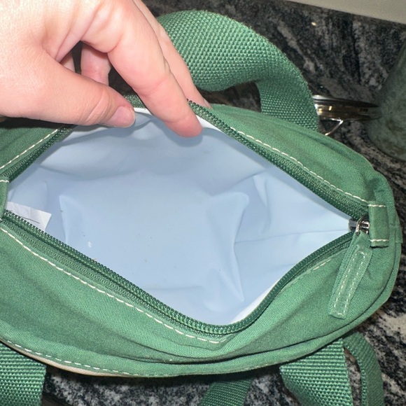 L.L. Bean Green and Cream Lunch Tote Bag - Picture 2 of 4